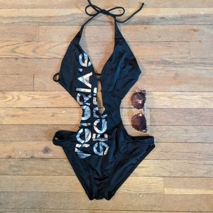 ☀️ 🎉HP🎉Victoria's Secret monokini